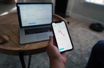 smartphone, hand, stocks, finance, stock trading, computer, wall street, investor, money, wealth, rich, equity, trader, day trader, accounts, investing, investment, banking, stock market, forex, sales, data, research, shareholder, day trading, trader, trader, trader, forex, forex, forex, forex, forex